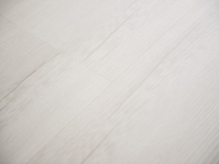 Виниловый ламинат Quartzwood Dub Manhattan.