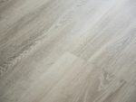 Виниловый ламинат Quartzwood Dub Queens.