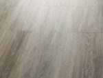 Виниловый ламинат Quartzwood Дуб Квинс.