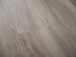 Виниловый ламинат дубовый Quartzwood.