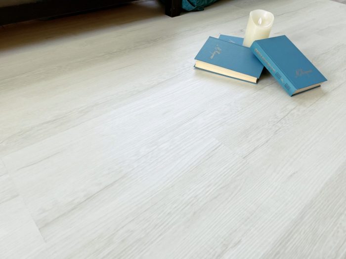 Виниловый ламинат Quartzwood Q-11 Дуб Манхэттен.
