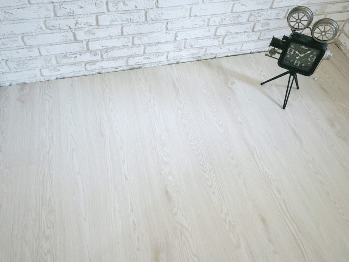 Виниловый ламинат Quartzwood Dub Brooklyn Q-12.