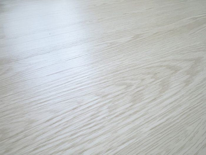 Виниловый ламинат Quartzwood Dub Brooklyn.
