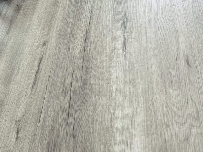 Виниловый ламинат Quartzwood Дуб Мэдисон.