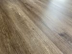 Виниловый ламинат Quartzwood Q-17 Dub Crosby.