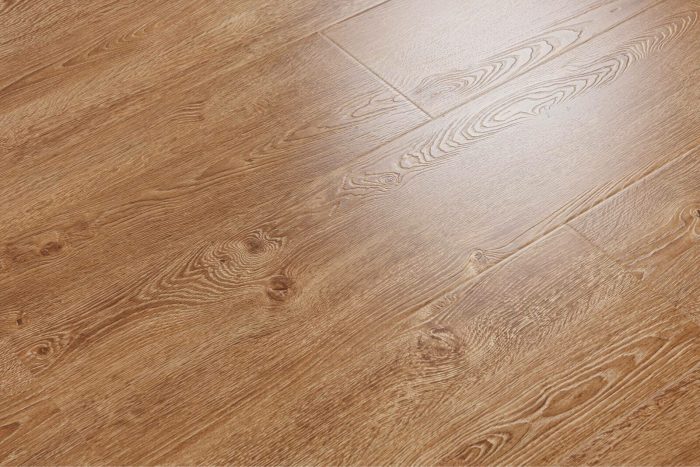 Brilliant A11704 Oak Natural Laminate Flooring 33 Class, 12mm.