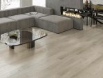 Ламинат Mostflooring Natural Риволи 204 - элегантный настил для вашего дома.