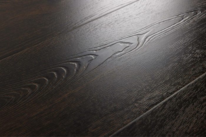 Brilliant Venge 12mm Class 33 Laminate Flooring