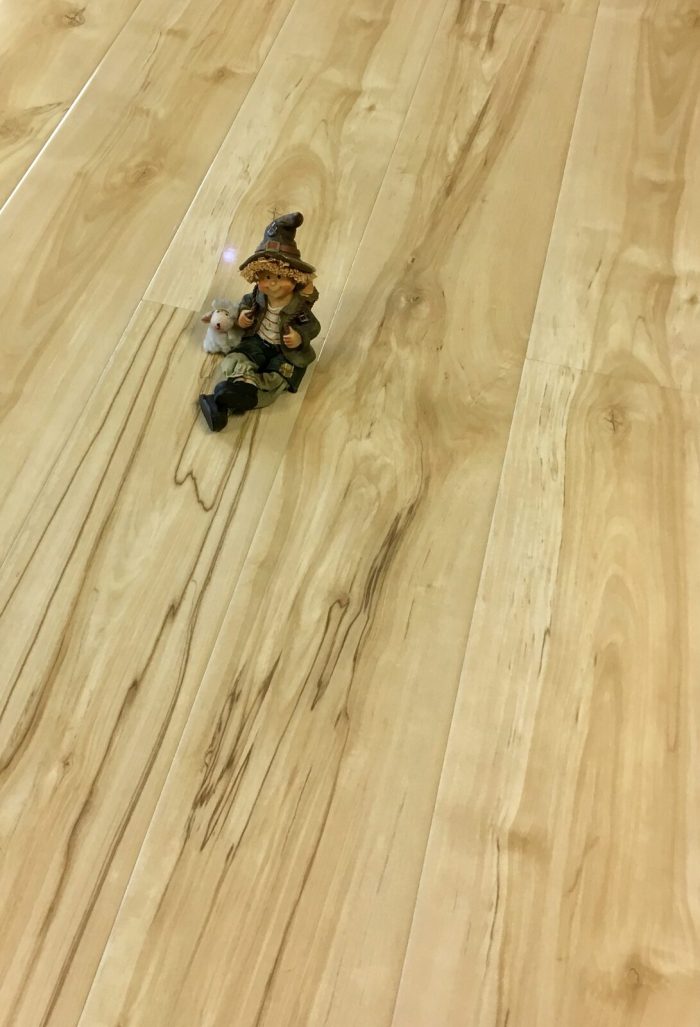 High Glossy Laminate Flooring 12mm Class 33 - 11909