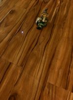 High Glossy Laminate Flooring 11910 - 12mm Class 33