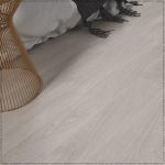Vinyl flooring in oak design