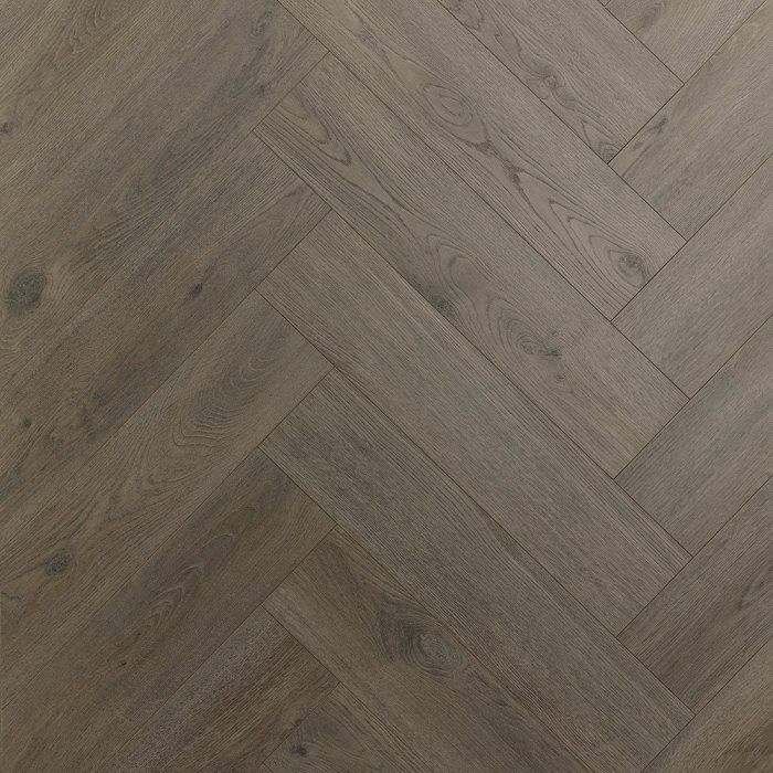 Ламинат Alsafloor Herringbone 524 Маковый дуб 33 класс 8 мм - узор в форме рыбьего плавника.