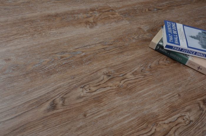 Виниловый ламинат EvoFloor Optima Dry Back Bronze Oak - дубовый рисунок.