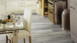 Ламинат Kronotex Aqua Amazone D3572 Дуб портовый серый - Поверхностная текстура.