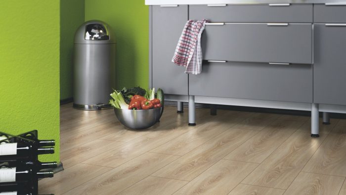 Ламинат 8 мм Дуб деревенский Kronotex Exquisit Plus D4164 32 класс.