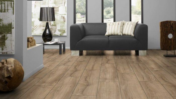 Ламинат Kronotex Exquisit Plus D6016 Хикори Занзибар alt="Natural Hickory Laminate Flooring