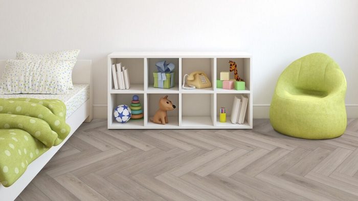 Ламинат Kronotex Herringbone 3773 Серебряный дуб - элегантный пол.