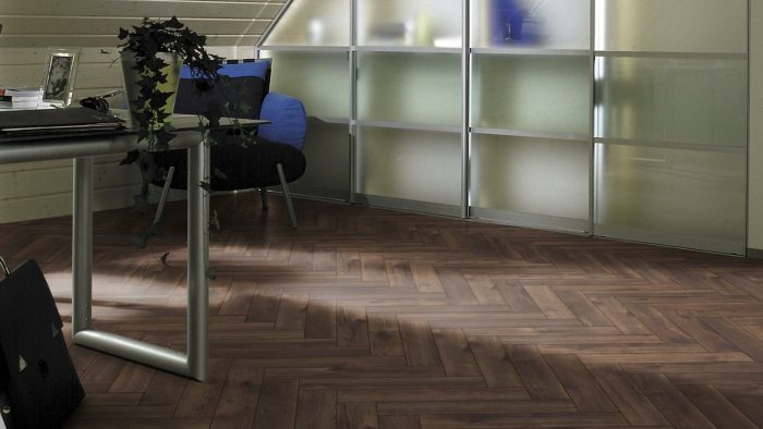 Ламинат Kronotex Herringbone AB 4766 32 класс, 8 мм - паркетный узор