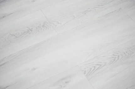 Ламинат Alpendorf Шале 68125-1 Витель 43 класса.