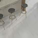 Ламинат Egger Aqua+Large EPL245 Мрамор Леванто белый - Мраморный леванто.